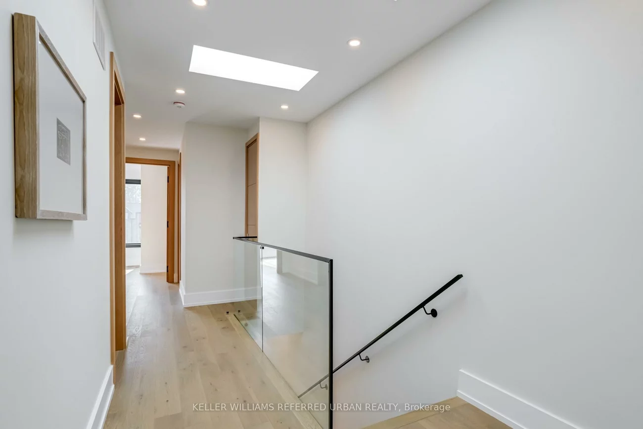 223A, Beta, Alderwood, Toronto