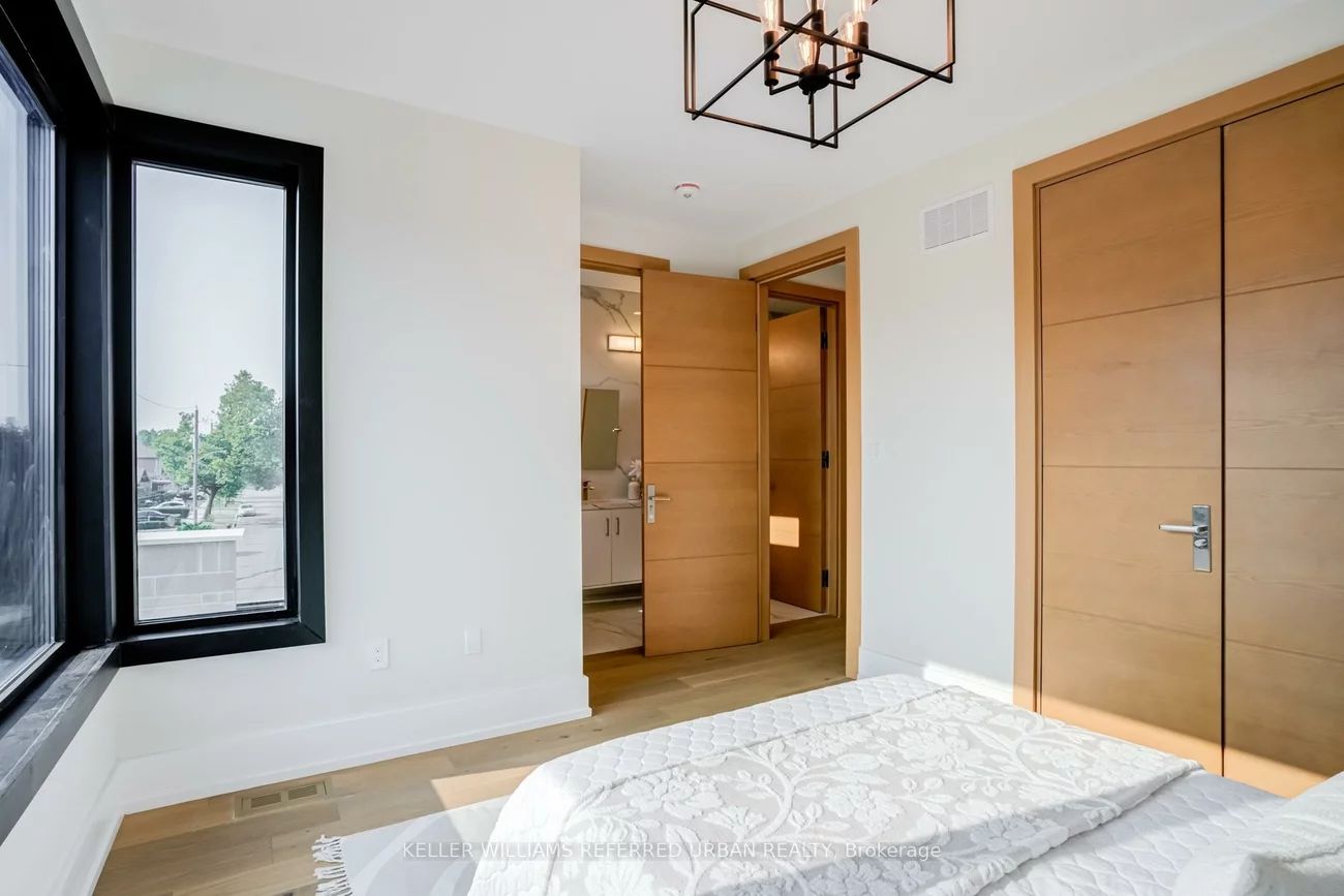 223A, Beta, Alderwood, Toronto