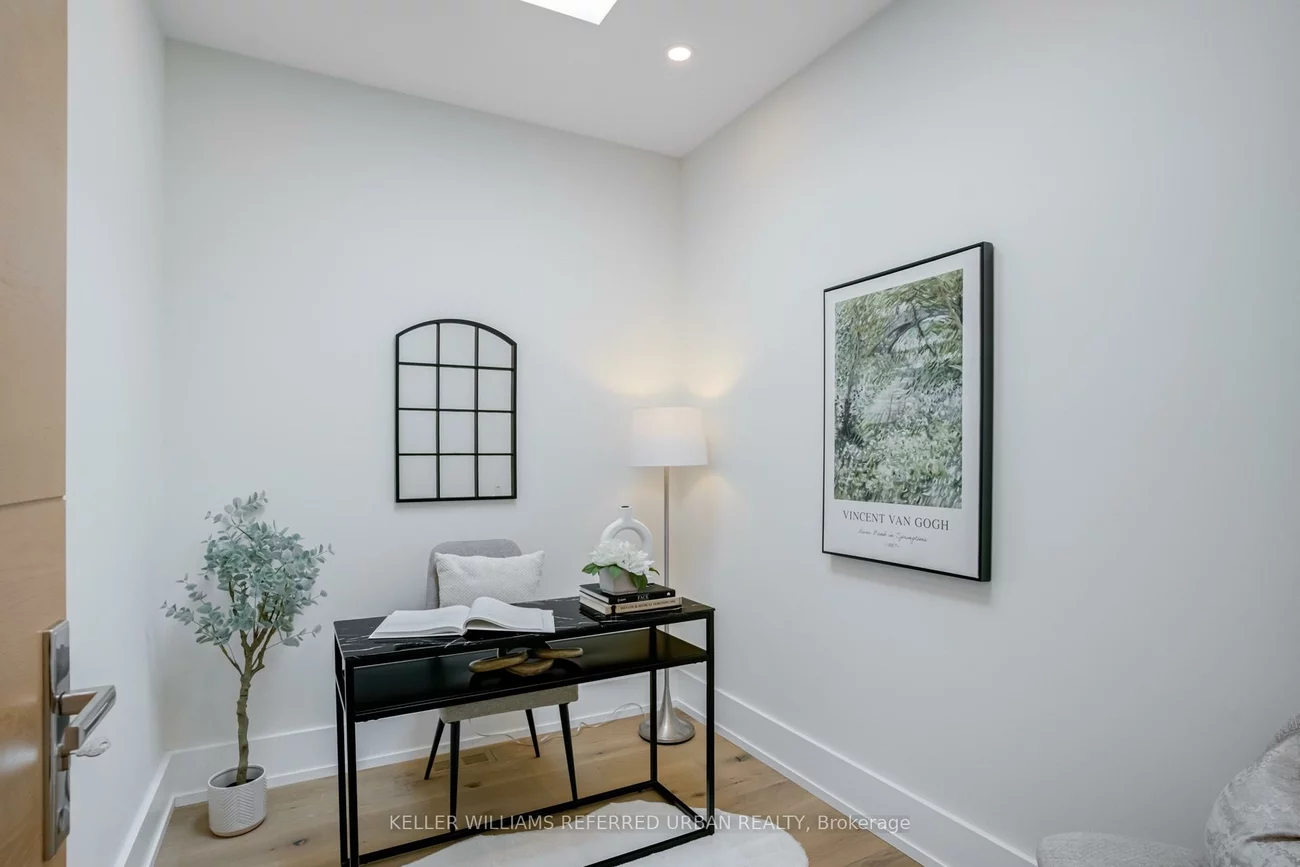 223A, Beta, Alderwood, Toronto