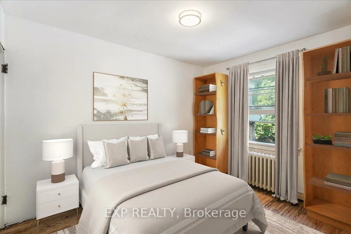 73, Yarrow, Keelesdale-Eglinton West, Toronto