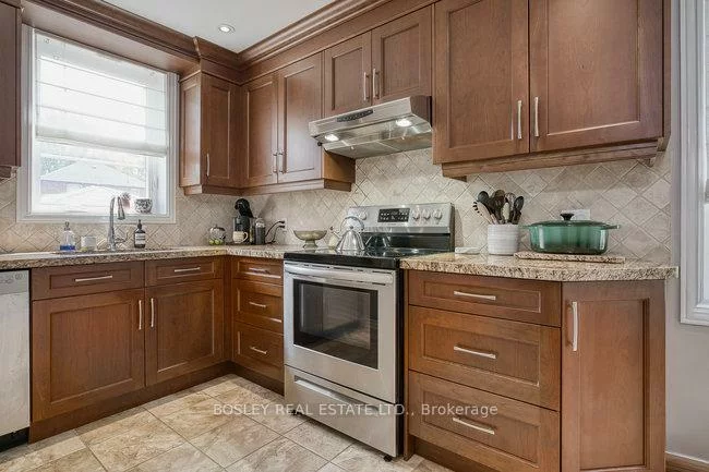 91, Macdonald, Weston, Toronto