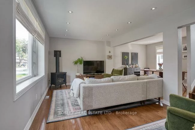 91, Macdonald, Weston, Toronto
