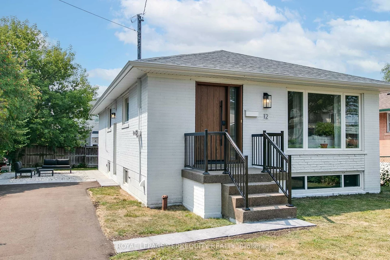 12, Jasmine, Humberlea-Pelmo Park W5, Toronto