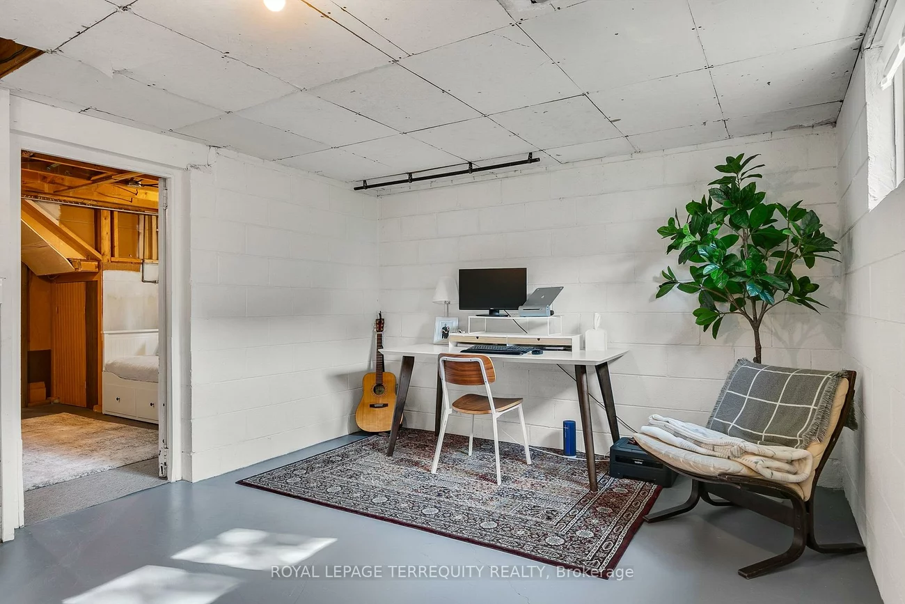 12, Jasmine, Humberlea-Pelmo Park W5, Toronto