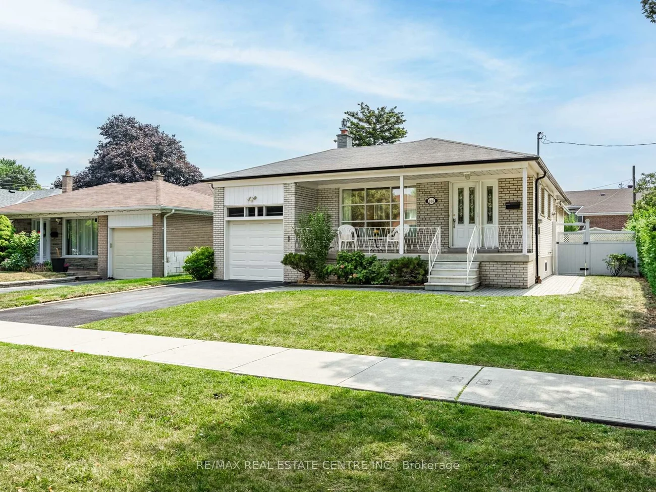 106, Mercury, West Humber-Clairville, Toronto