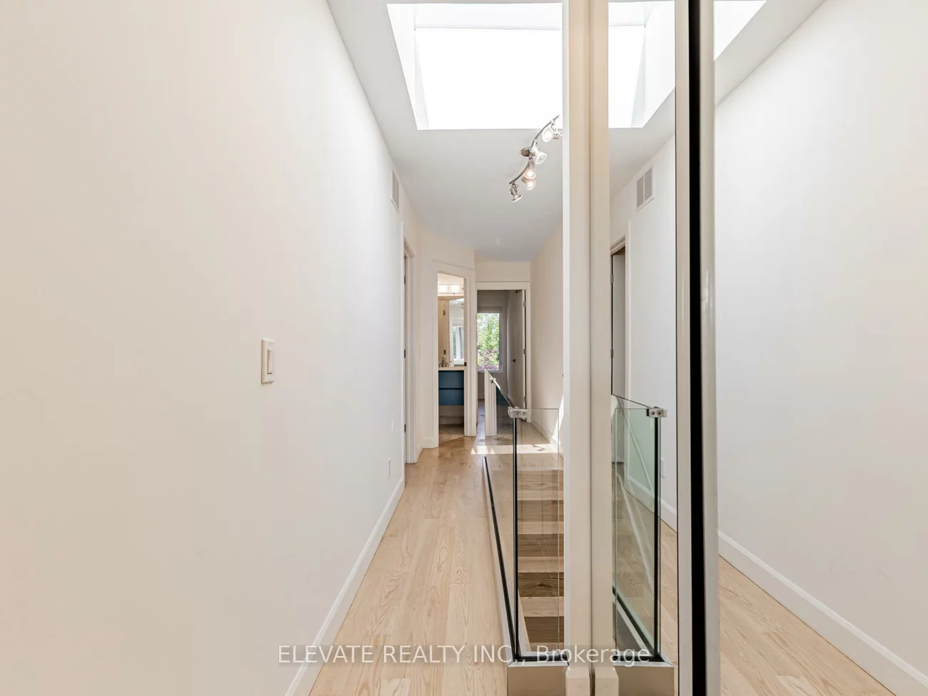71, Nairn, Corso Italia-Davenport, Toronto