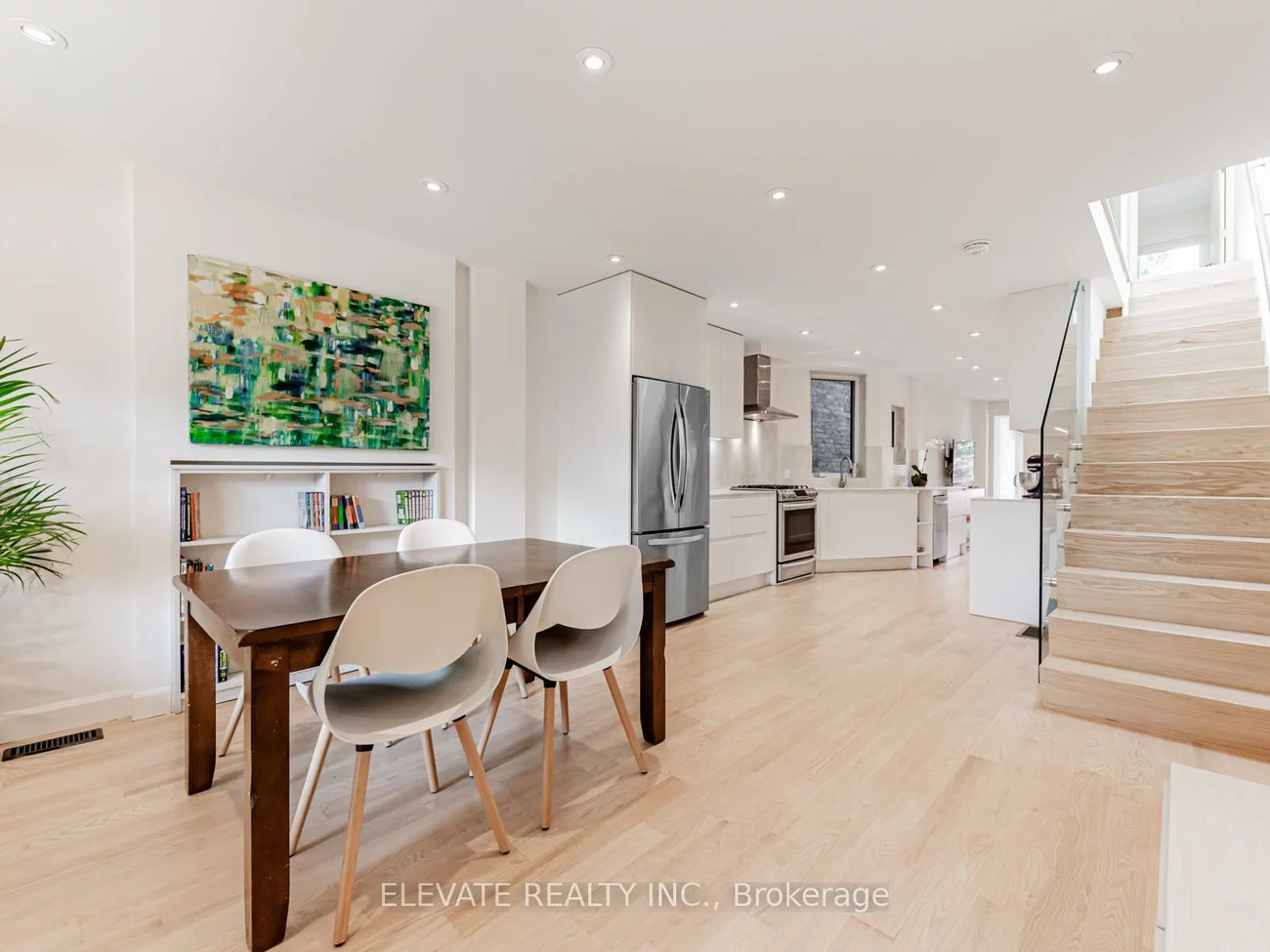 71, Nairn, Corso Italia-Davenport, Toronto