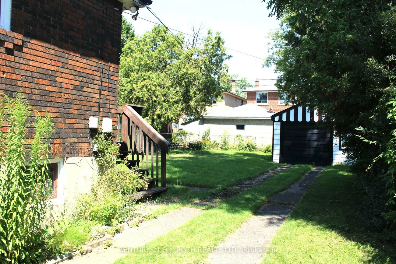 5, Twentieth, Long Branch, Toronto