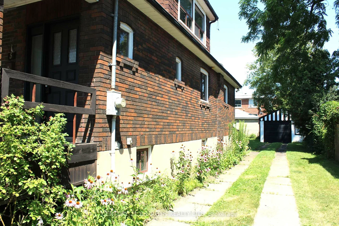 5, Twentieth, Long Branch, Toronto
