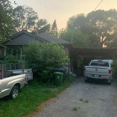 10, Shaver, Islington-City Centre West, Toronto