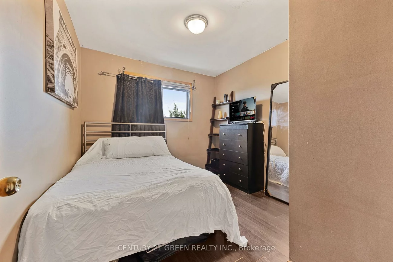 37, Rubydale, Humber Summit, Toronto