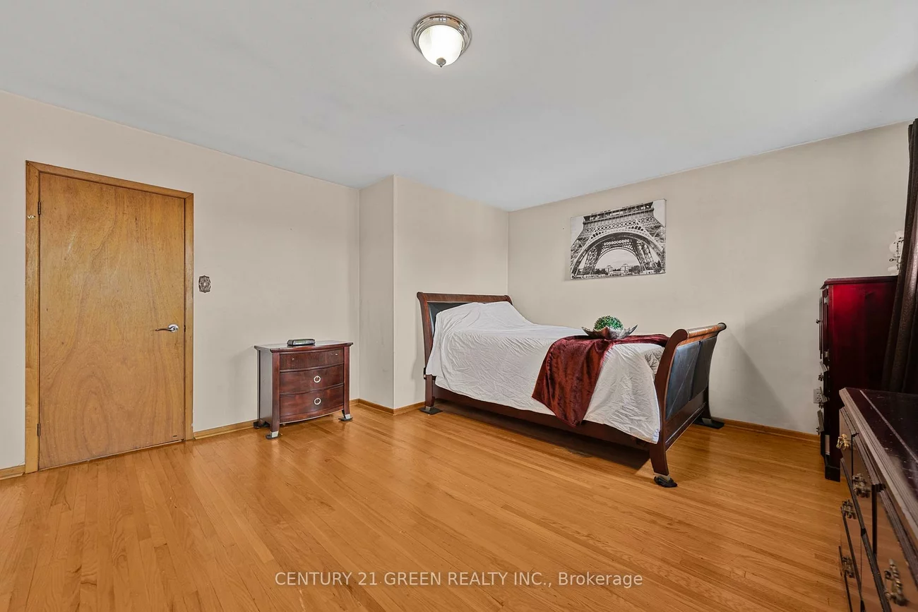 37, Rubydale, Humber Summit, Toronto
