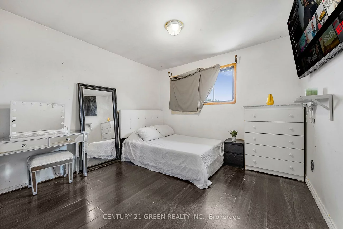 37, Rubydale, Humber Summit, Toronto