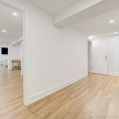 238, Renforth, Markland Wood, Toronto