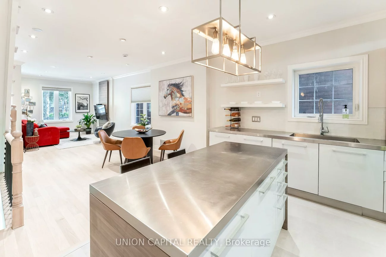 56, Cloverdale, Weston-Pellam Park, Toronto