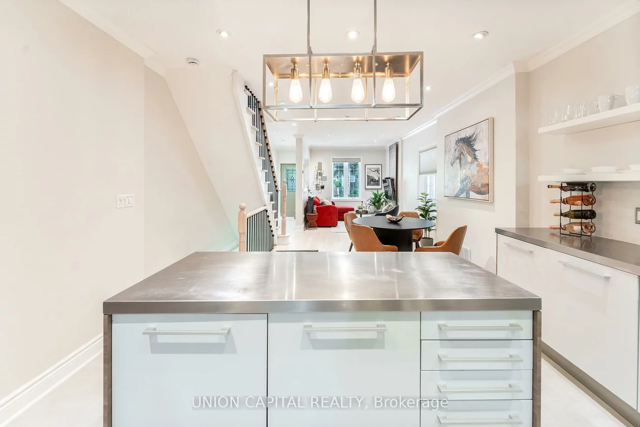 56, Cloverdale, Weston-Pellam Park, Toronto