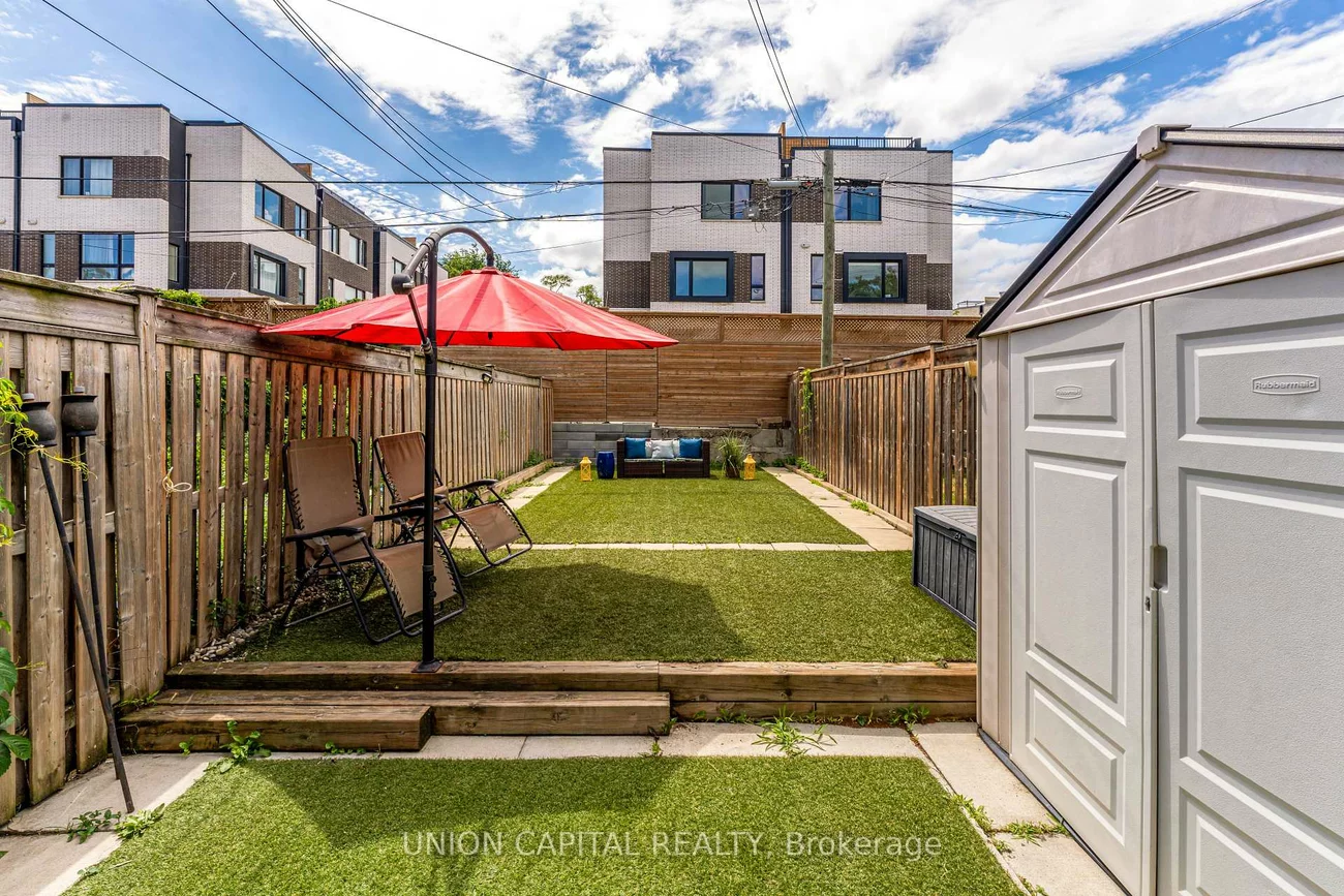 56, Cloverdale, Weston-Pellam Park, Toronto