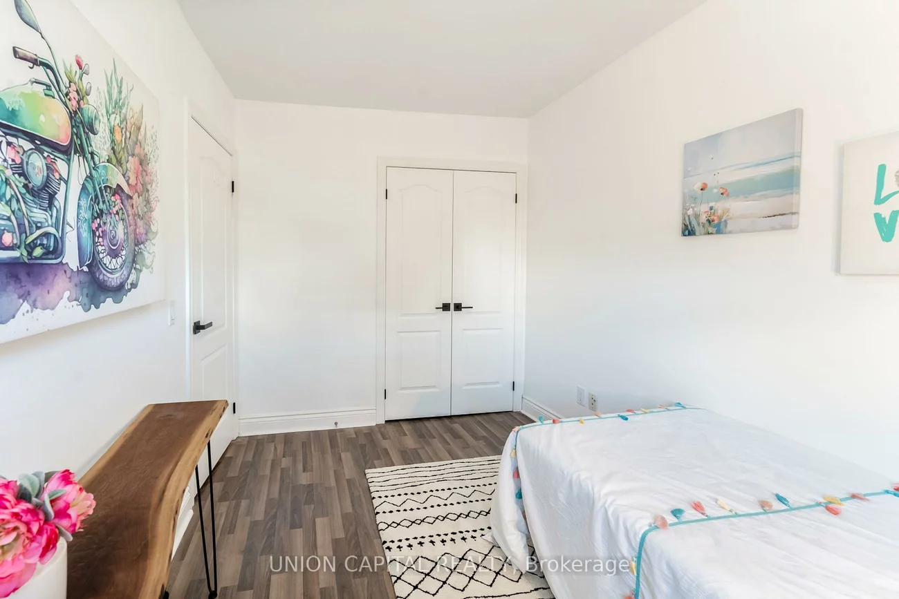 56, Cloverdale, Weston-Pellam Park, Toronto