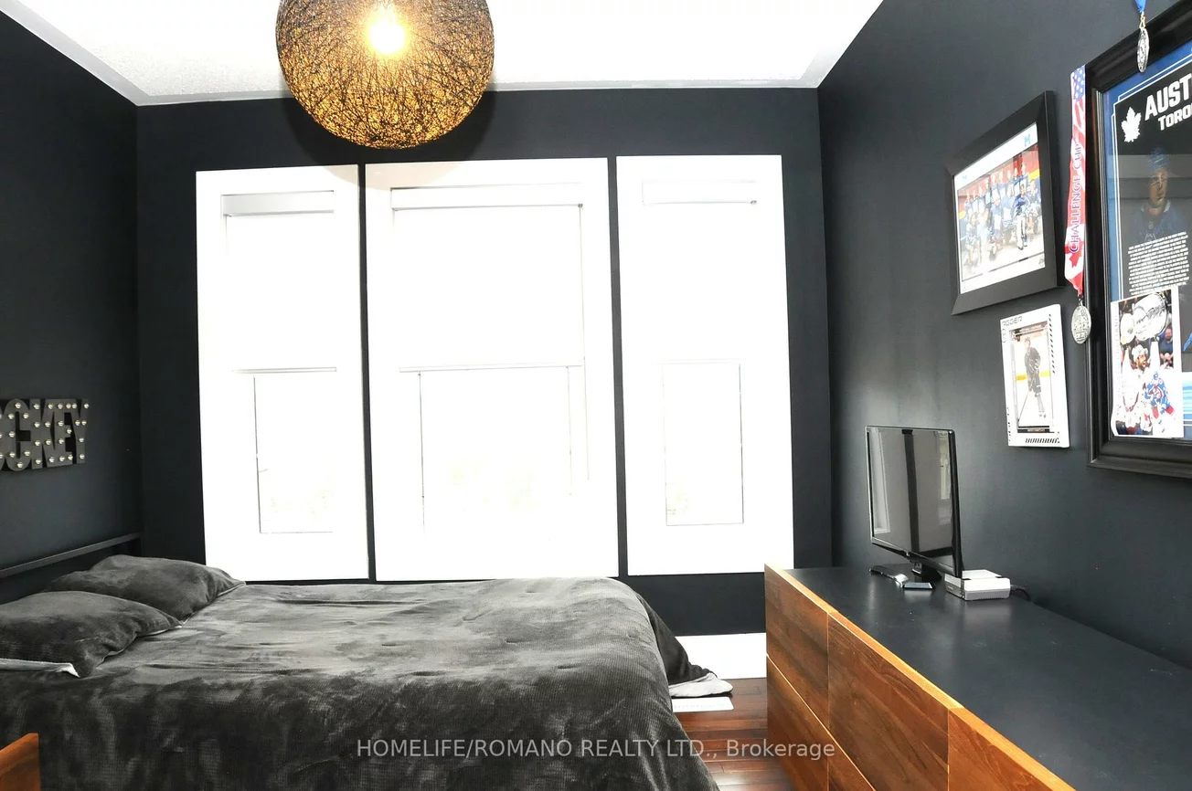 14, Ramage, Eringate-Centennial-West Deane, Toronto