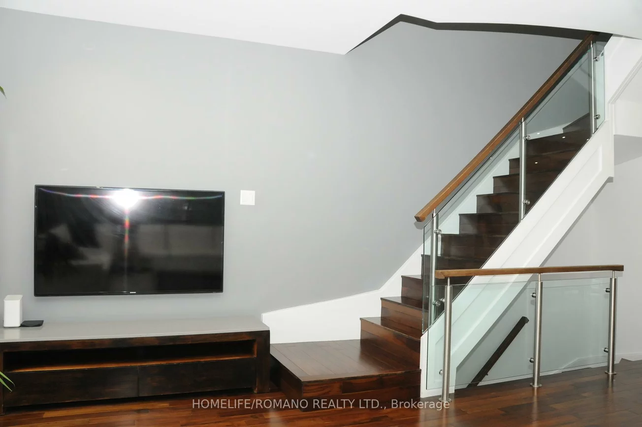14, Ramage, Eringate-Centennial-West Deane, Toronto