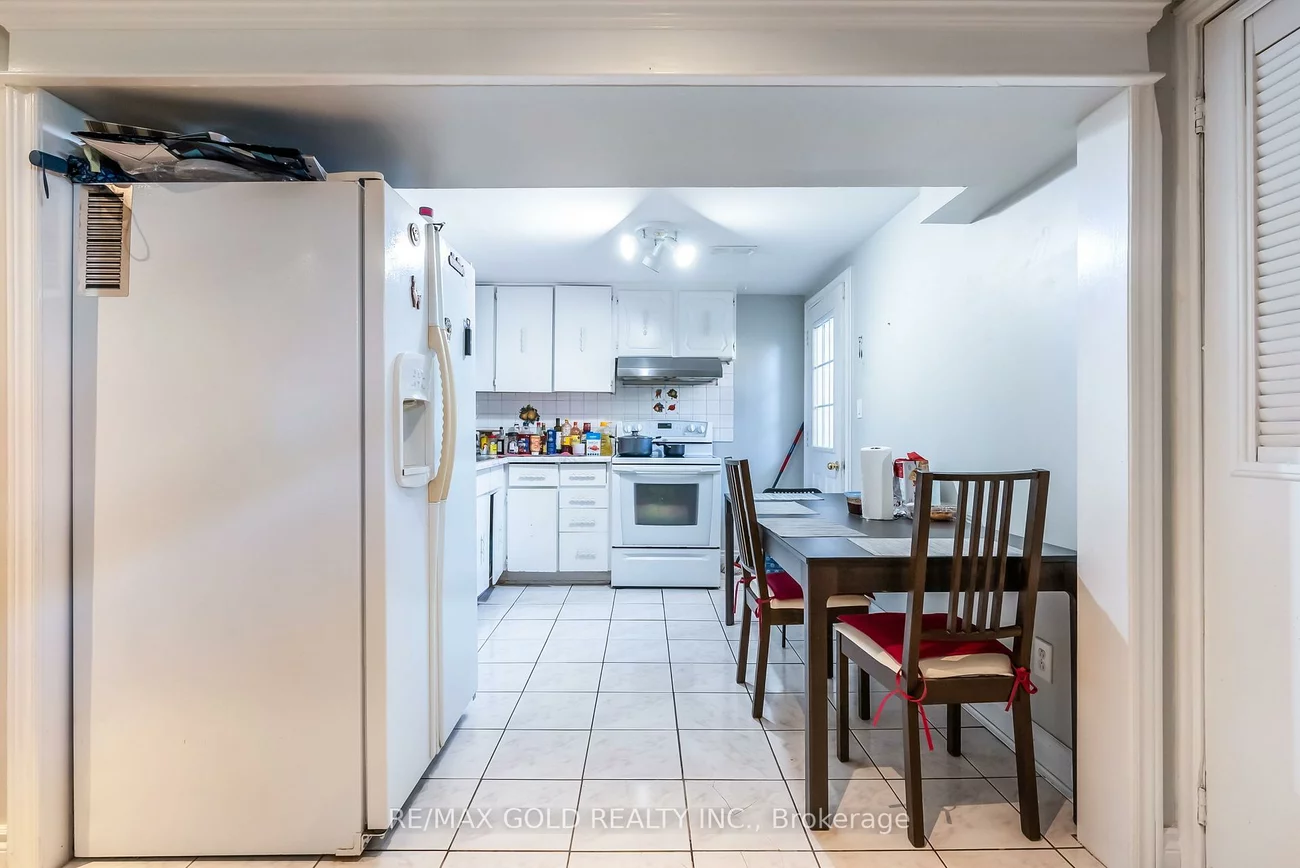 52, Paradelle, Glenfield-Jane Heights, Toronto