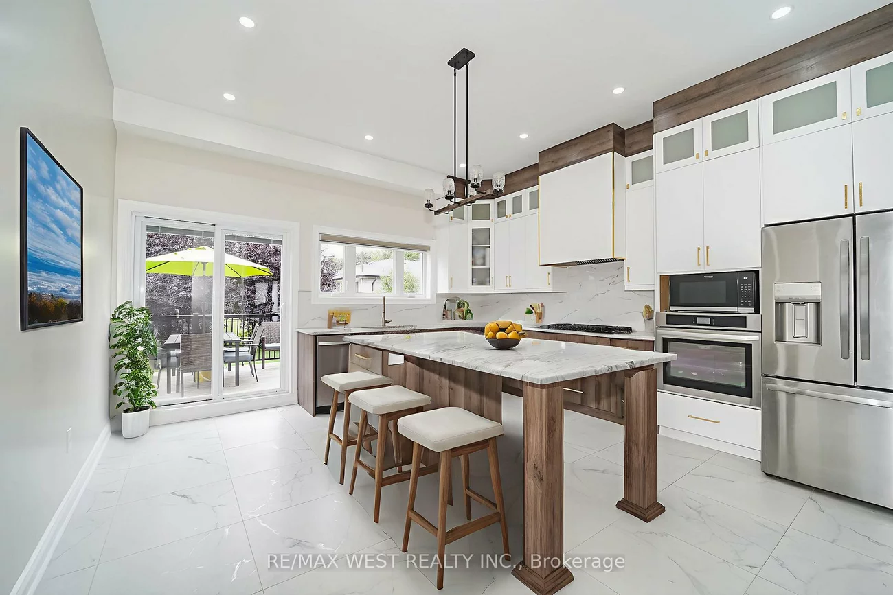 106, Celestine, Willowridge-Martingrove-Richview, Toronto