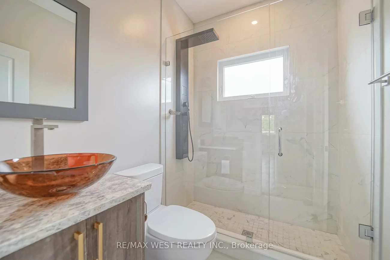 106, Celestine, Willowridge-Martingrove-Richview, Toronto