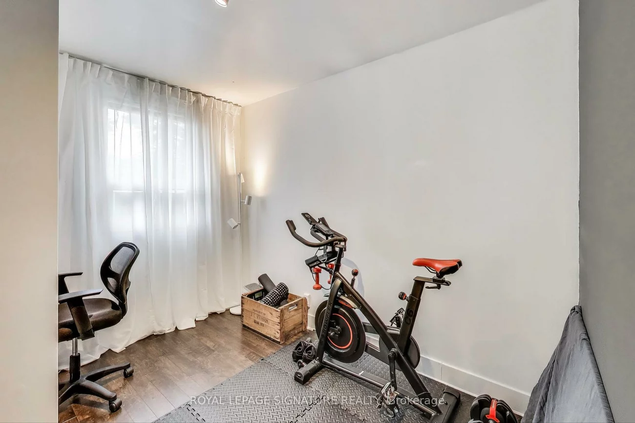 232, Pacific, High Park North, Toronto
