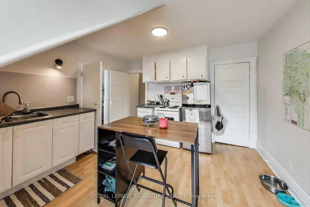 232, Pacific, High Park North, Toronto