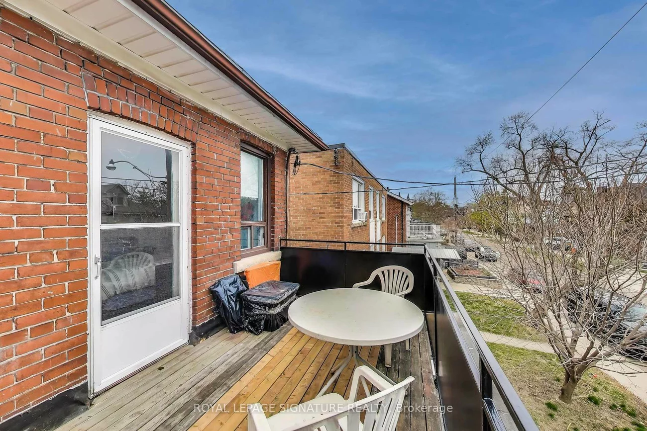 232, Pacific, High Park North, Toronto