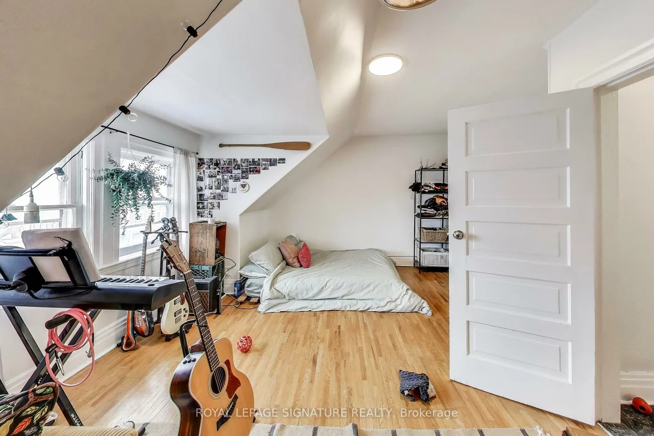 232, Pacific, High Park North, Toronto