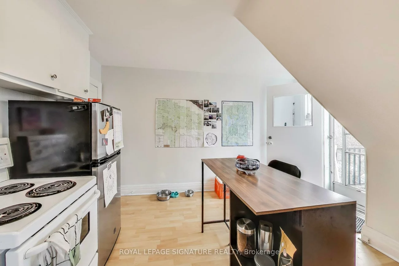 232, Pacific, High Park North, Toronto