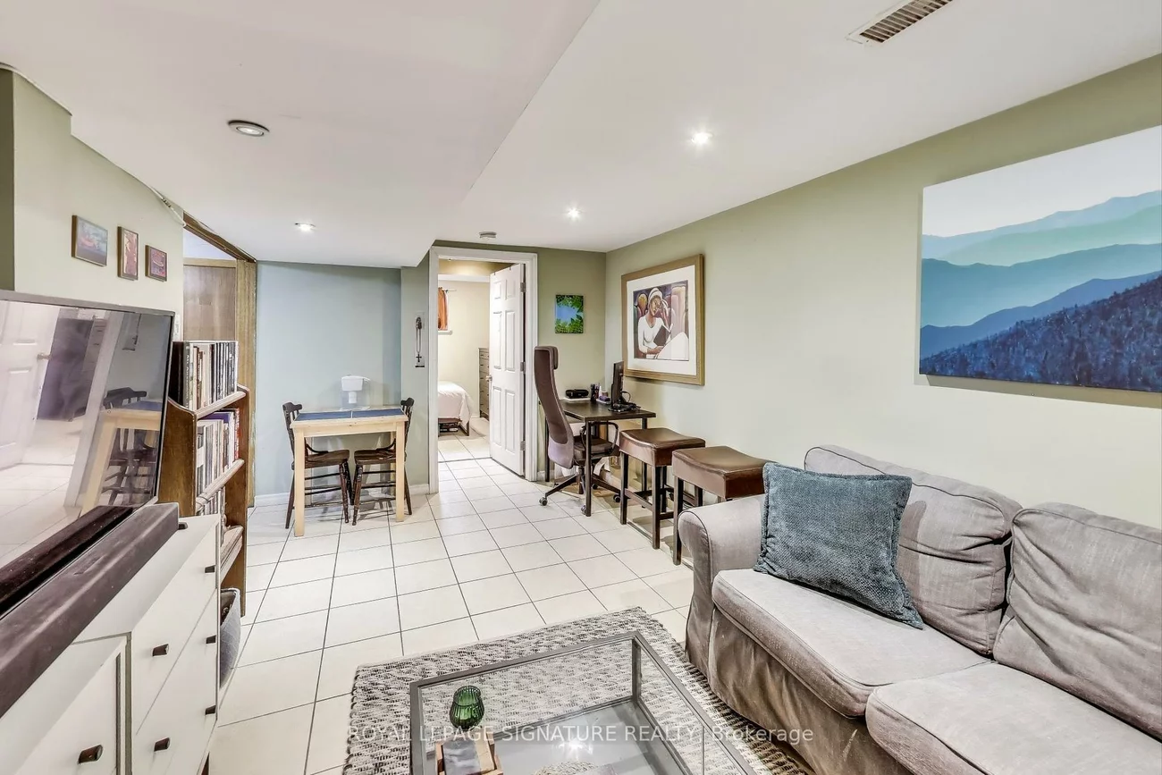 232, Pacific, High Park North, Toronto