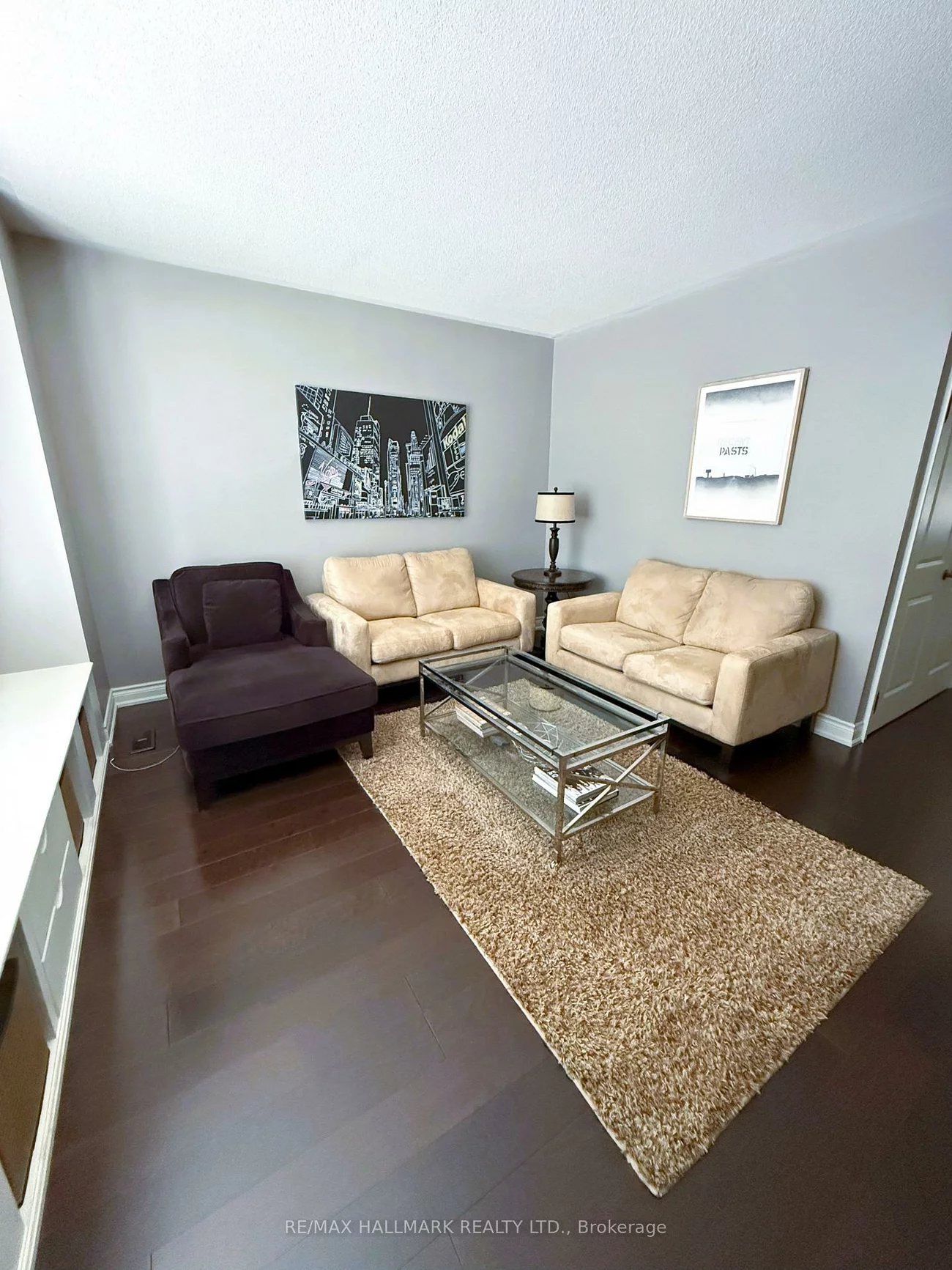 215, Queenslea, Humberlea-Pelmo Park W4, Toronto