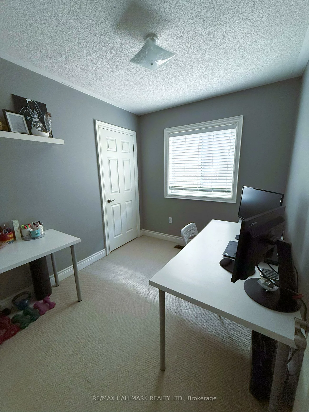 215, Queenslea, Humberlea-Pelmo Park W4, Toronto