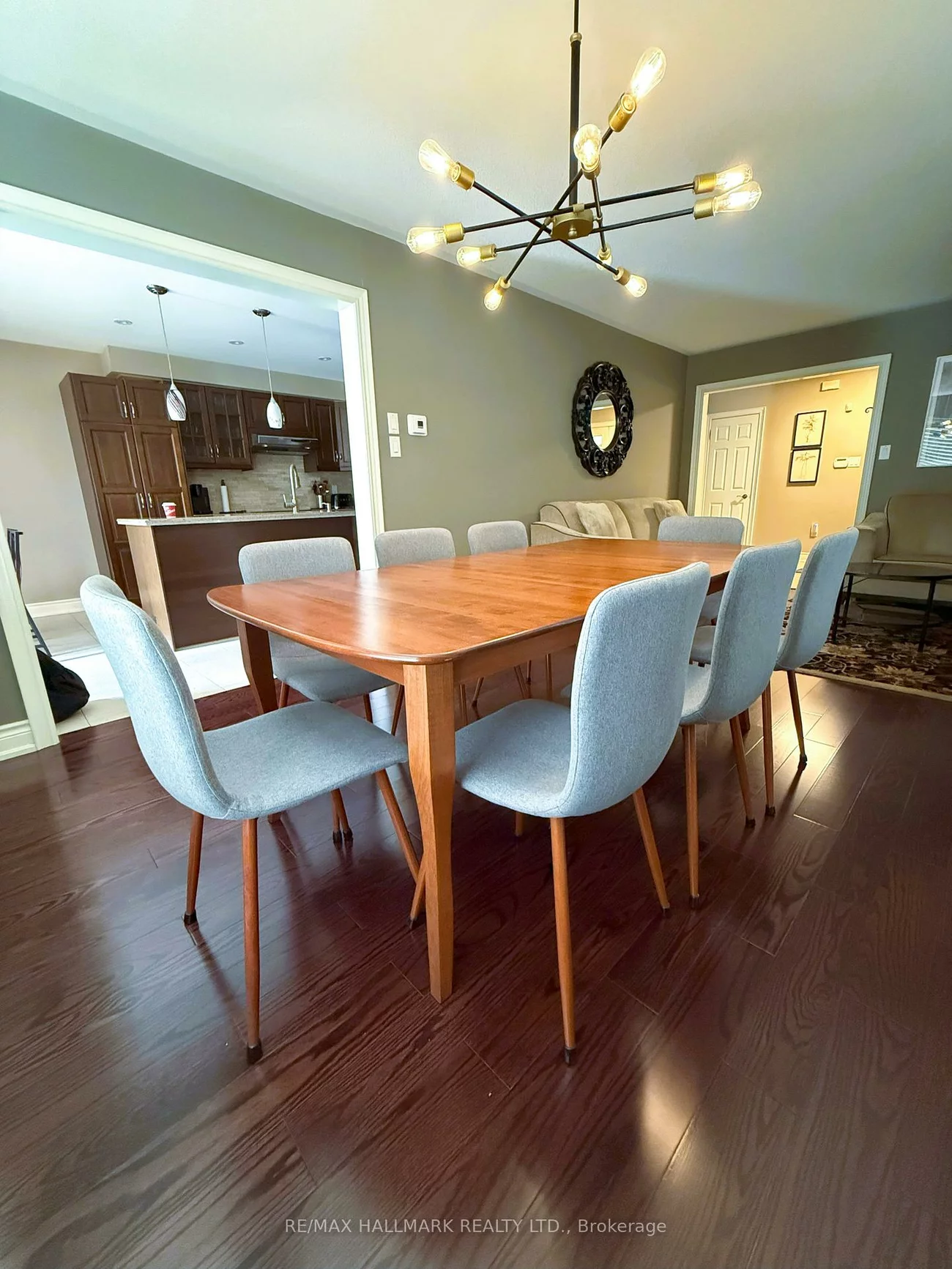 215, Queenslea, Humberlea-Pelmo Park W4, Toronto
