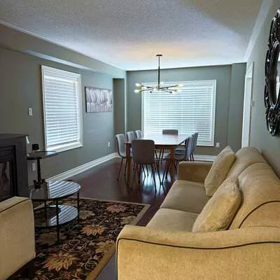 215, Queenslea, Humberlea-Pelmo Park W4, Toronto