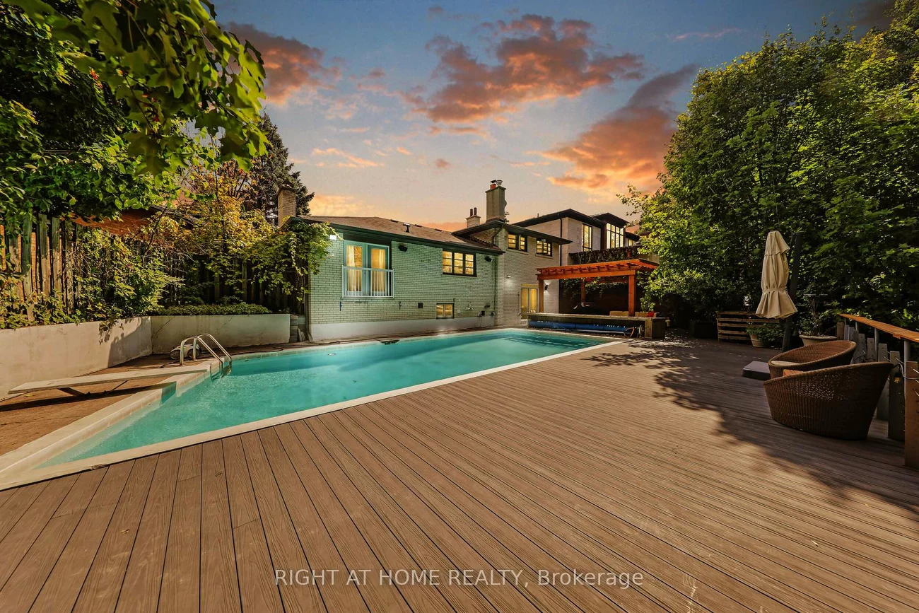 8, Hillavon, Princess-Rosethorn, Toronto