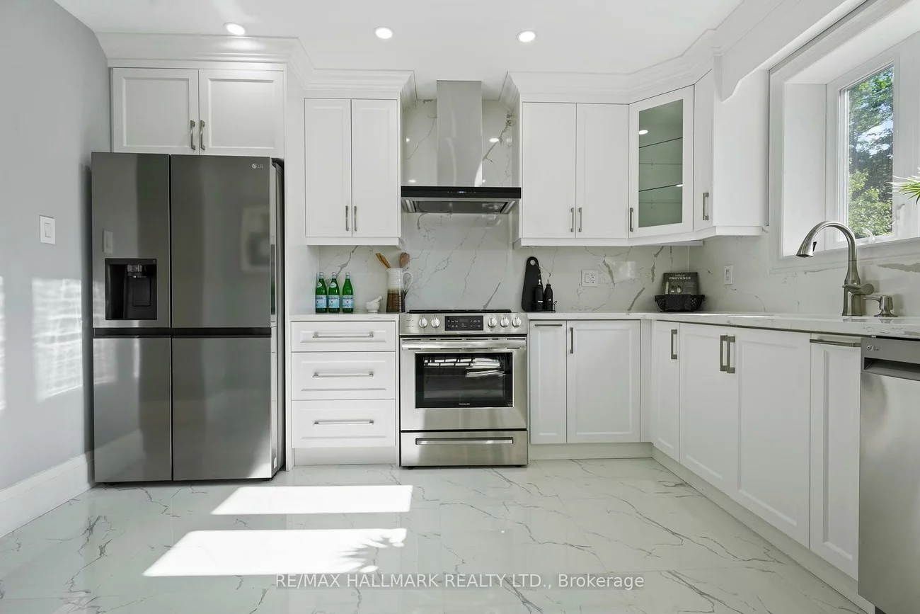 90A, Bicknell, Keelesdale-Eglinton West, Toronto