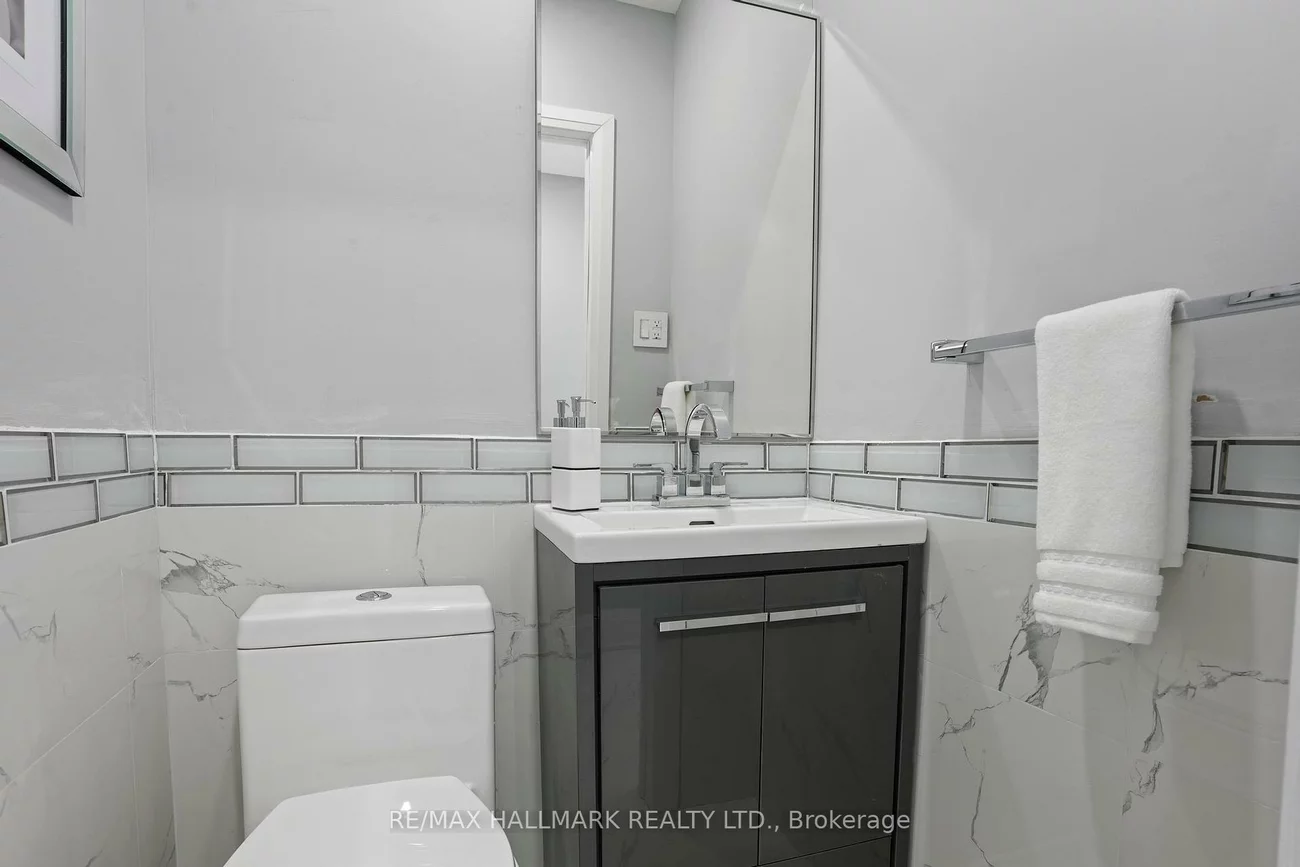 90A, Bicknell, Keelesdale-Eglinton West, Toronto
