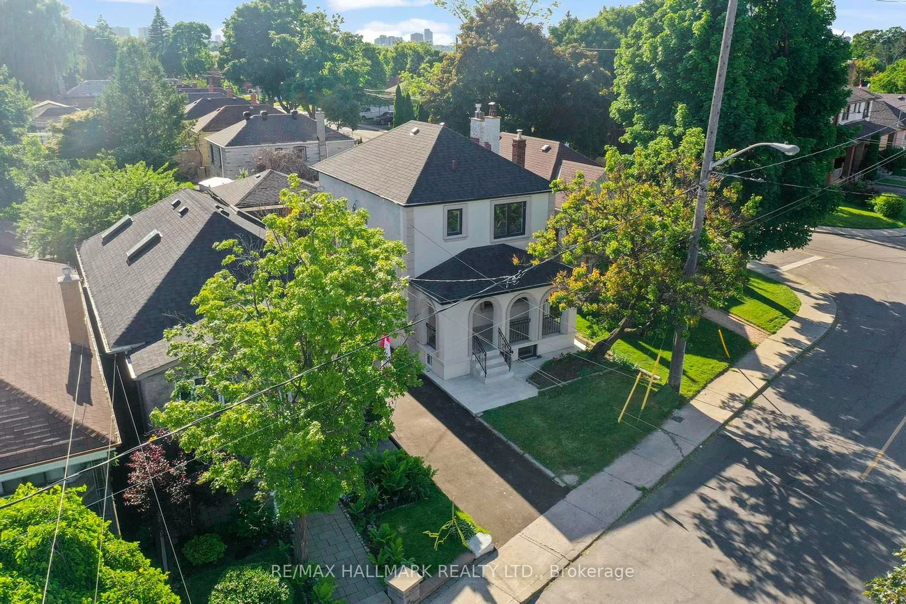 90A, Bicknell, Keelesdale-Eglinton West, Toronto