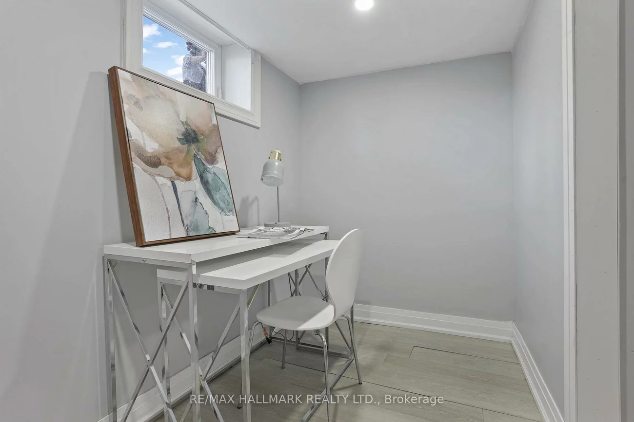 90A, Bicknell, Keelesdale-Eglinton West, Toronto