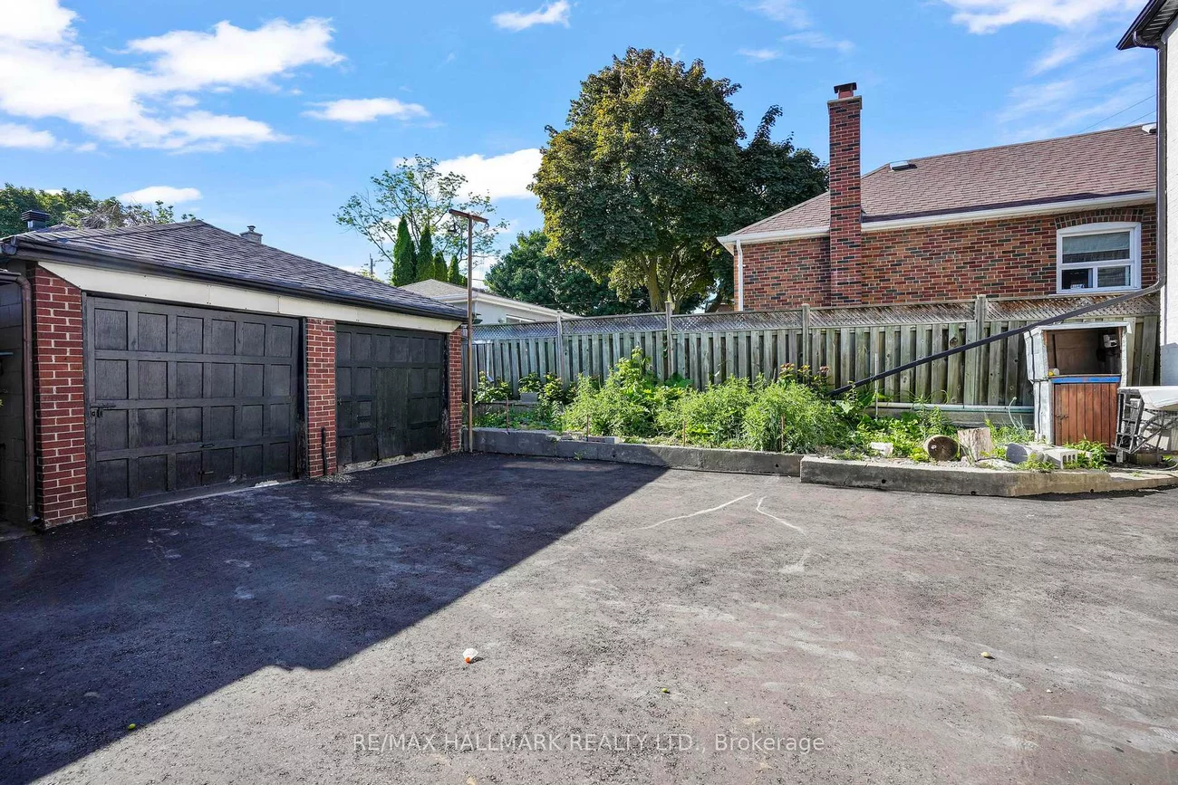 90A, Bicknell, Keelesdale-Eglinton West, Toronto