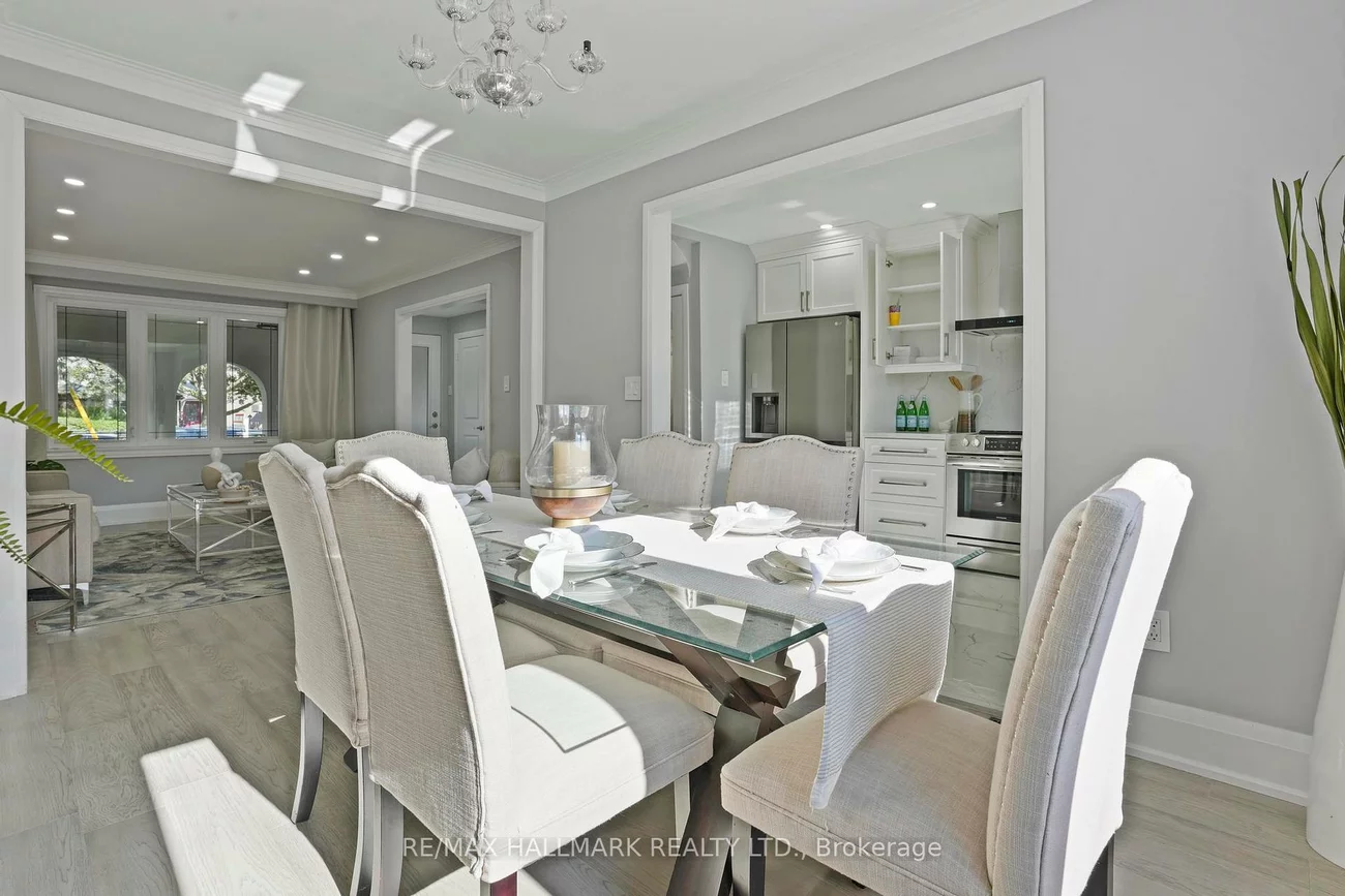 90A, Bicknell, Keelesdale-Eglinton West, Toronto
