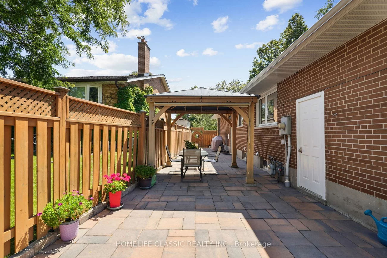 67, Beaver Bend, Eringate-Centennial-West Deane, Toronto