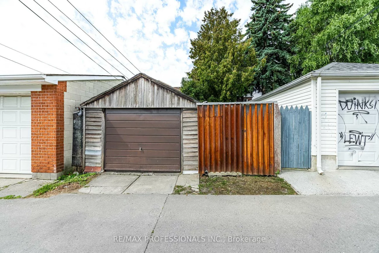 507, Salem, Dovercourt-Wallace Emerson-Junction, Toronto