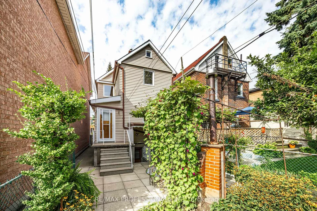 507, Salem, Dovercourt-Wallace Emerson-Junction, Toronto