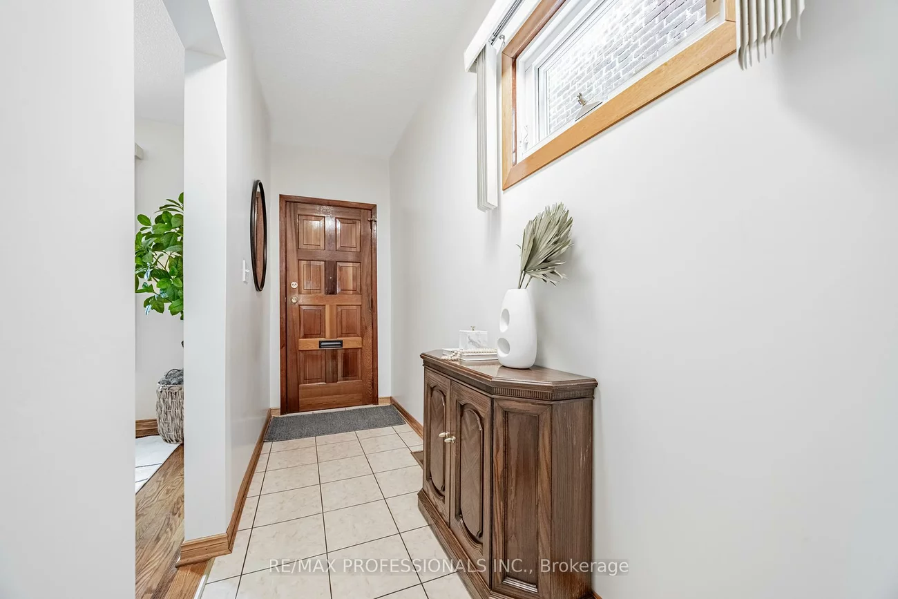507, Salem, Dovercourt-Wallace Emerson-Junction, Toronto