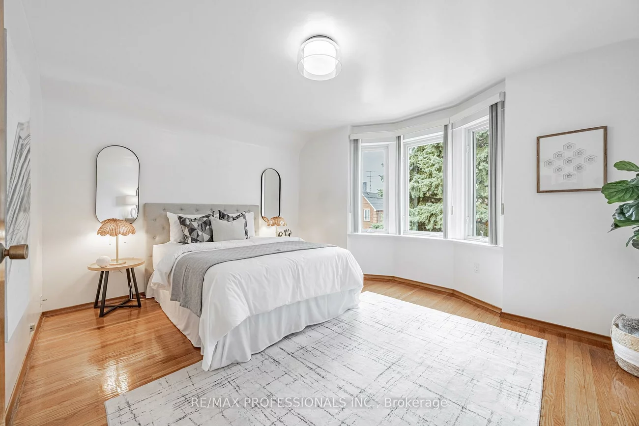 507, Salem, Dovercourt-Wallace Emerson-Junction, Toronto