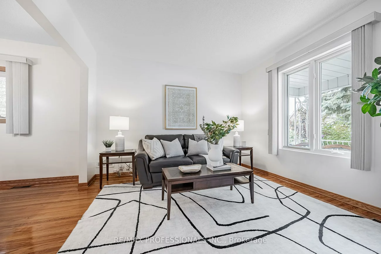 507, Salem, Dovercourt-Wallace Emerson-Junction, Toronto
